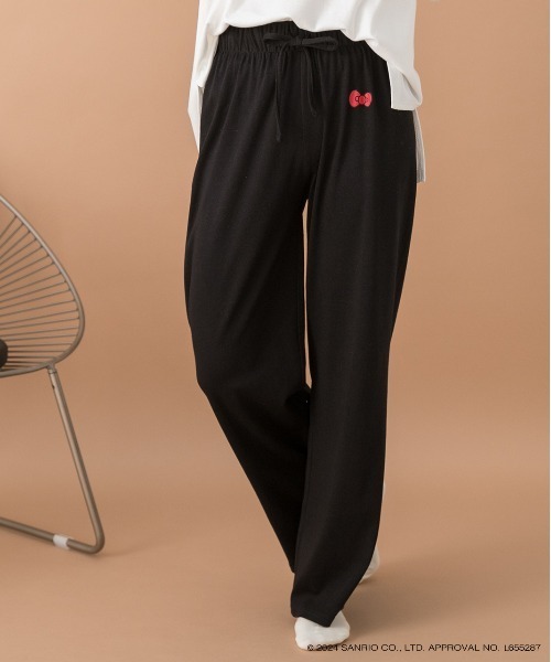 sanrio(サンリオ)の「【HELLO KITTY】スムースルームウエア(ルームウェア/パジャマ・レディース・オフホワイト/チャコール・FREE)」の9枚目の写真