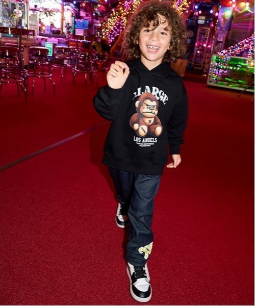 XLARGE KIDS(エクストララージキッズ)の「ぬいぐるみファニーゴリラパーカー(パーカー・キッズ・ブラック/ブルー・140cm/80cm/90cm/110cm/100cm/120cm/130cm)」の15枚目の写真