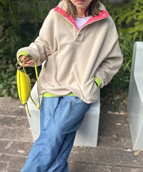 mi via loca(ミヴィアロカ)の「配色フリースボア アノラックプルオーバー(スウェット・レディース・チャコールグレー/ブルーグリーン/ベージュ/ブラック/ベージュ系その他・FREE)」の14枚目の写真