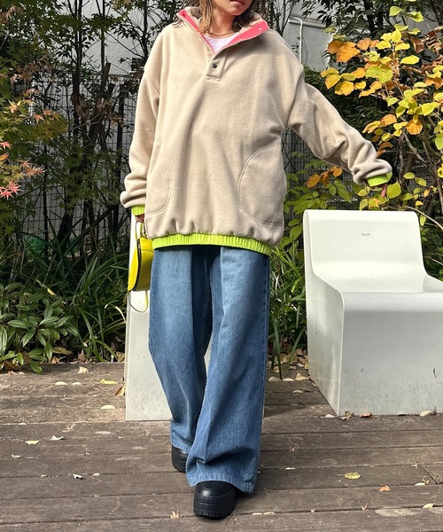 mi via loca(ミヴィアロカ)の「配色フリースボア アノラックプルオーバー(スウェット・レディース・チャコールグレー/ブルーグリーン/ベージュ/ブラック/ベージュ系その他・FREE)」の21枚目の写真