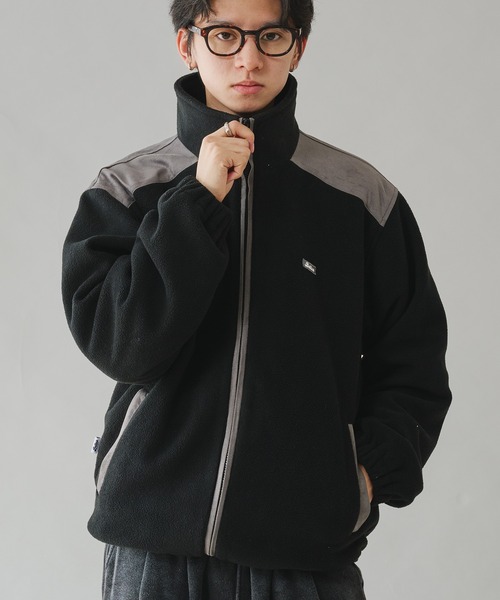Adoon plain(アドーンプレーン)の「STAND NECK SUEDE LOOK FLEECE BLOUSON / スタンドネックスエード調フリースブルゾン(ブルゾン・メンズ・ブラック/アイボリー・MEDIUM/LARGE)」の12枚目の写真