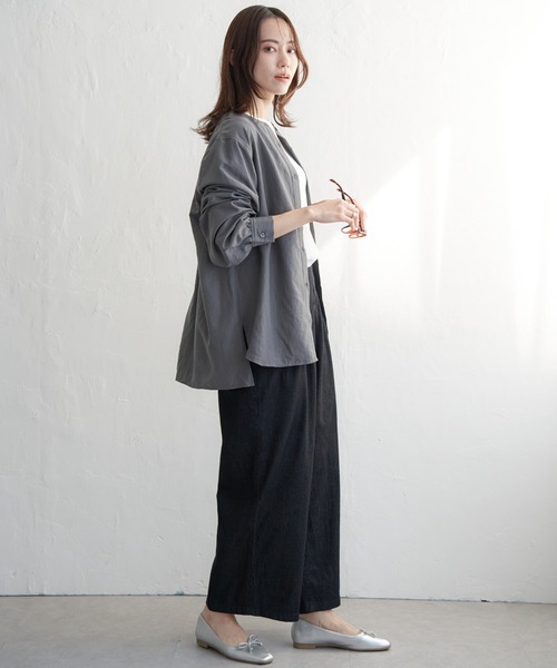 ikka（イッカ）の「三角テレコクルーネックプルオーバー（Tシャツ/カットソー・レディース・グリーン/その他1/オフホワイト/ダークベージュ/ネイビー・L/M/S）」の10枚目の写真