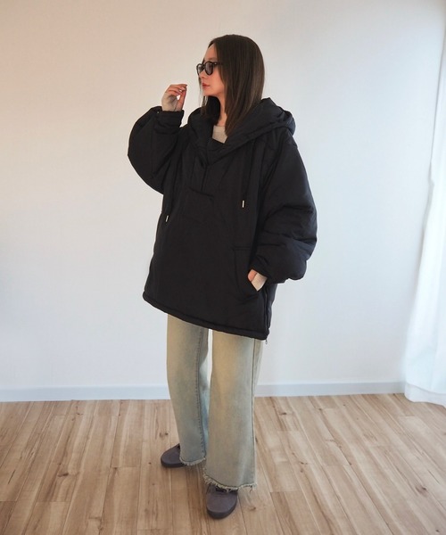 LAULEN(ローレン)の「half zip oversized hoodie pullover /ハーフジップ オーバーサイズ パーカー(その他アウター・レディース・ブラック/アイボリー・FREE)」の12枚目の写真