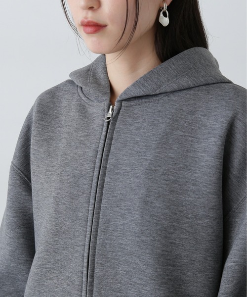 N.（N. Natural Beauty Basic）（エヌエヌナチュラルビューティーベーシック）の「ダンボールフォルムジップフーディー（パーカー・レディース・オフホワイト/グレー・MEDIUM）」の14枚目の写真