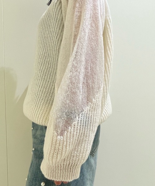 ampm（エーエムピーエム）の「【ampm】シースルースウィッチバルーンスリーブニット（ニット/セーター・レディース・ブルー/ホワイト/ピンク・FREE）」の10枚目の写真