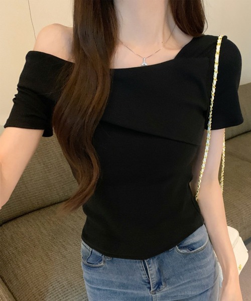 GLAMOROUS JANE(グラマラスジェーン)の「オフショル半袖ショート丈トップス(Tシャツ/カットソー・レディース・ホワイト/ブラック/ベージュ・FREE)」の9枚目の写真