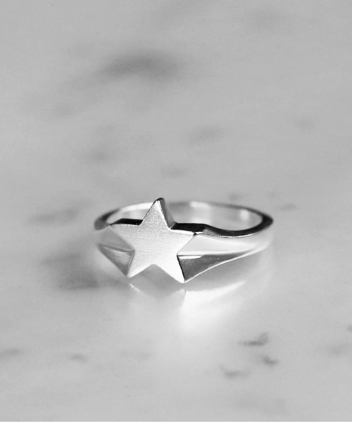 vv(ヴィヴィ)の「vv.jewelry / 星シルバーリング(リング・レディース・シルバー・9号/3号/11号/5号/7号/10号/12号/6号/8号/13号/4号/1号/2号)」の5枚目の写真