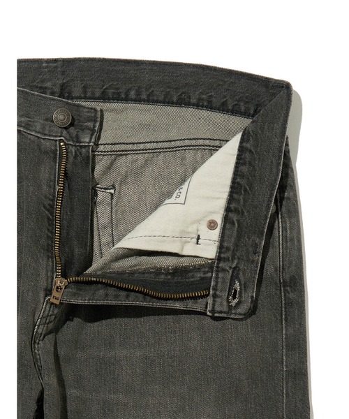 Levi's(リーバイス)の「Levi's/リーバイス 505(TM) ジーンズ レギュラーフィット(デニムパンツ・メンズ・ブラック・W28 L32/W29 L32/W30 L32/W31 L32/W32 L32/W33 L32/W34 L32/W36 L32)」の6枚目の写真