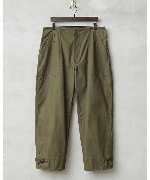WAIPER.inc（ワイパーインク）の「WAIPER.inc 米軍 U.S.NAVY A-2 1レイヤー デッキパンツ【WP126】（カーゴパンツ・メンズ・オリーブ/ブラック・M/S/XXL/XL/L）」の2枚目の写真