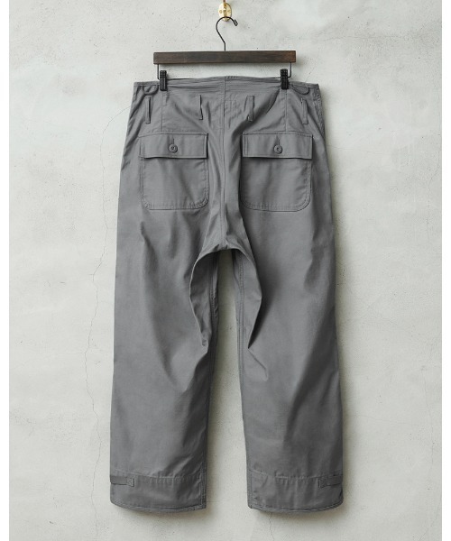 WAIPER.inc（ワイパーインク）の「WAIPER.inc 米軍 U.S.NAVY A-2 1レイヤー デッキパンツ【WP126】（カーゴパンツ・メンズ・オリーブ/ブラック・M/S/XXL/XL/L）」の5枚目の写真