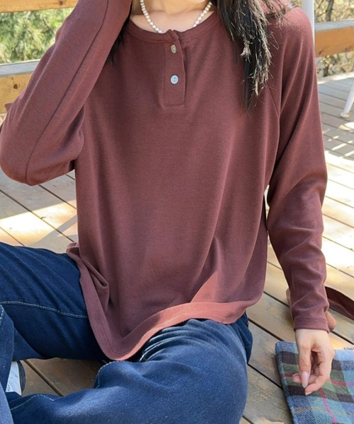 aimoha(アイモハ)の「ヘンリーネック長袖Tシャツ(Tシャツ/カットソー・レディース・ブラック/ベージュ/チョコ/ワインレッド・FREE)」の15枚目の写真