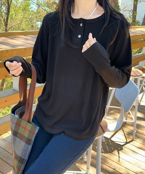 aimoha(アイモハ)の「ヘンリーネック長袖Tシャツ(Tシャツ/カットソー・レディース・ブラック/ベージュ/チョコ/ワインレッド・FREE)」の9枚目の写真