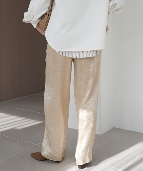SLOBE IENA（スローブイエナ）の「《WEB/一部店舗限定》SAKOMIYA サテンパンツ（その他パンツ・レディース・アイボリー/ライトグリーン・38/40/36）」の13枚目の写真