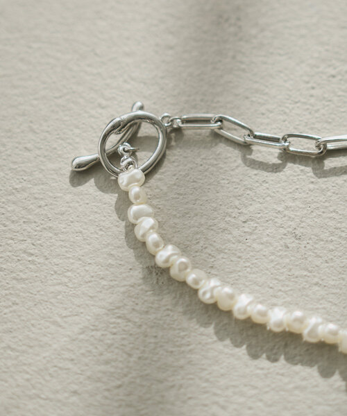 Kastane（カスタネ）の「【fiw.】ランダムパールネックレス（ネックレス・レディース・シルバー・FREE）」の6枚目の写真