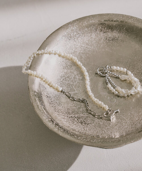 Kastane（カスタネ）の「【fiw.】ランダムパールネックレス（ネックレス・レディース・シルバー・FREE）」の4枚目の写真