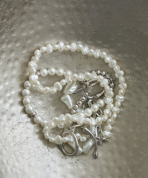 Kastane（カスタネ）の「【fiw.】ランダムパールネックレス（ネックレス・レディース・シルバー・FREE）」の3枚目の写真