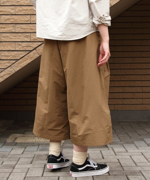 Gramicci(グラミチ)の「GRAMICCI/グラミチ ナイロンフレアパンツ NYLON FLARE PANT G2SW-SK034(その他パンツ・レディース・モカ/サンドグレー/ブラック・M)」の15枚目の写真