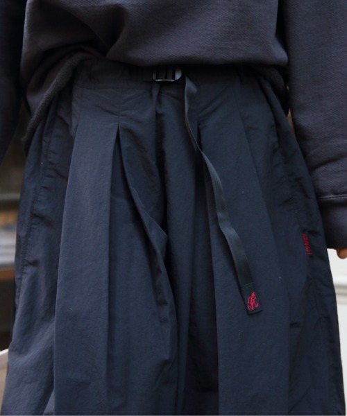 Gramicci(グラミチ)の「GRAMICCI/グラミチ ナイロンフレアパンツ NYLON FLARE PANT G2SW-SK034(その他パンツ・レディース・モカ/サンドグレー/ブラック・M)」の12枚目の写真