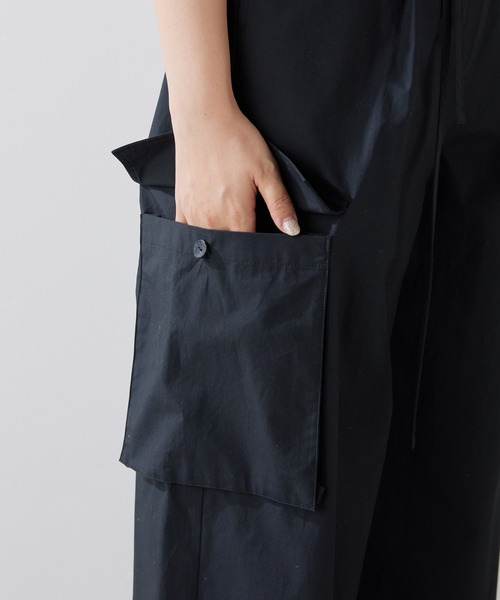 Whim Gazette（ウィムガゼット）の「タイプライターパンツ（カーゴパンツ・レディース・オフホワイト/ブラック/ベビーピンク・36/38）」の7枚目の写真