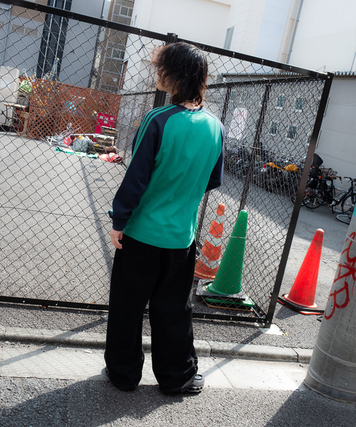 adidas(アディダス)の「ADIDAS / アディダス ORI JERSEY(Tシャツ/カットソー・メンズ・グリーン/アイボリー・MEDIUM/LARGE)」の17枚目の写真