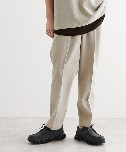 tk.TAKEO KIKUCHI（ティーケータケオキクチ）の「【セットアップ対応】テッククレープルーズテーパードパンツ（その他パンツ・メンズ・ブラック/ライトベージュ/チャコールグレー/ブルー・04/02/03/01）」の14枚目の写真