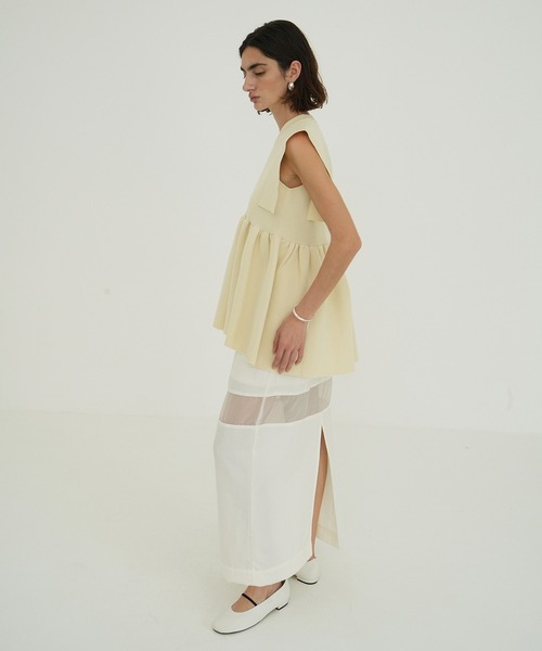 CLANE(クラネ)の「SQUARE SELEEVE GATHER KNIT TOPS(ニット/セーター・レディース・ブラック/グリーン/アイボリー・1/2)」の8枚目の写真