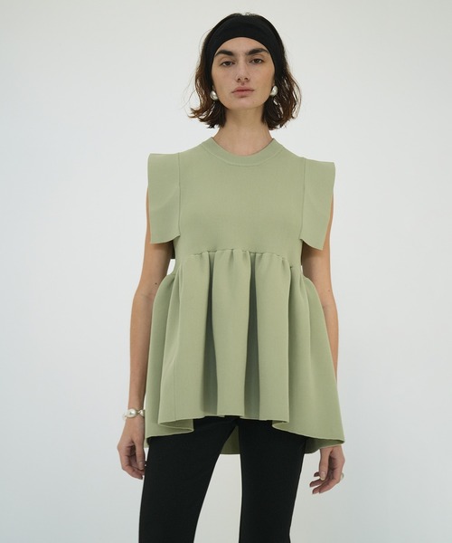 CLANE(クラネ)の「SQUARE SELEEVE GATHER KNIT TOPS(ニット/セーター・レディース・ブラック/グリーン/アイボリー・1/2)」の10枚目の写真