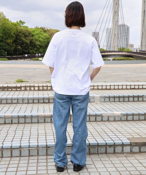 FFEIN(フェイン)の「【FFEIN(フェイン)】フォトプリントショート丈Tシャツ / Tシャツ 短丈 クルーネック 半袖 ショート丈(Tシャツ/カットソー・メンズ・アッシュグレー/チャコール/ホワイト・LARGE/MEDIUM/SMALL)」の9枚目の写真