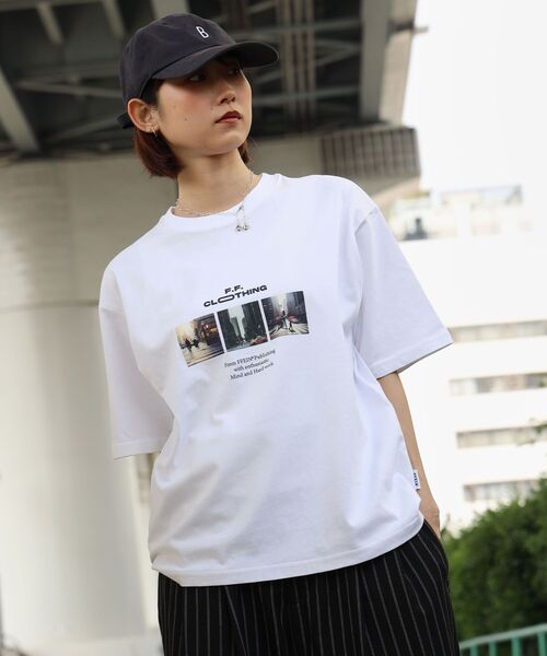 FFEIN(フェイン)の「【FFEIN(フェイン)】フォトプリントショート丈Tシャツ / Tシャツ 短丈 クルーネック 半袖 ショート丈(Tシャツ/カットソー・メンズ・アッシュグレー/チャコール/ホワイト・LARGE/MEDIUM/SMALL)」の12枚目の写真