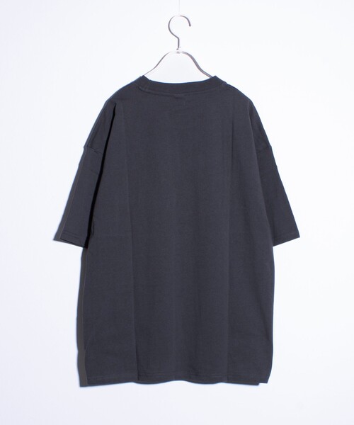 GLOSTER(グロスター)の「【Disney】【TOM&JERRY】ピグメント/ラグランスリーブ プリントTシャツ(Tシャツ/カットソー・メンズ・ホワイト系その他3/ブラック系その他2/ホワイト系その他2/ブラック系その他/マスタード/サックスブルー・L/M)」の22枚目の写真