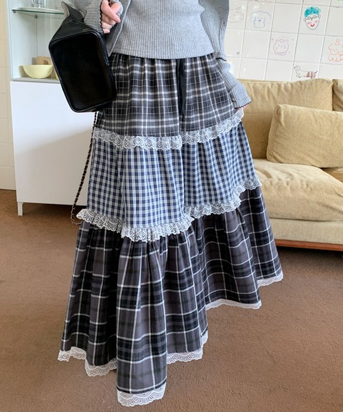 meJane（ミージェーン）の「チェック柄 ティアードロングスカート（スカート・レディース・チェック・S/M/L）」の2枚目の写真