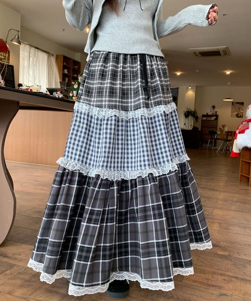 meJane（ミージェーン）の「チェック柄 ティアードロングスカート（スカート・レディース・チェック・S/M/L）」の6枚目の写真