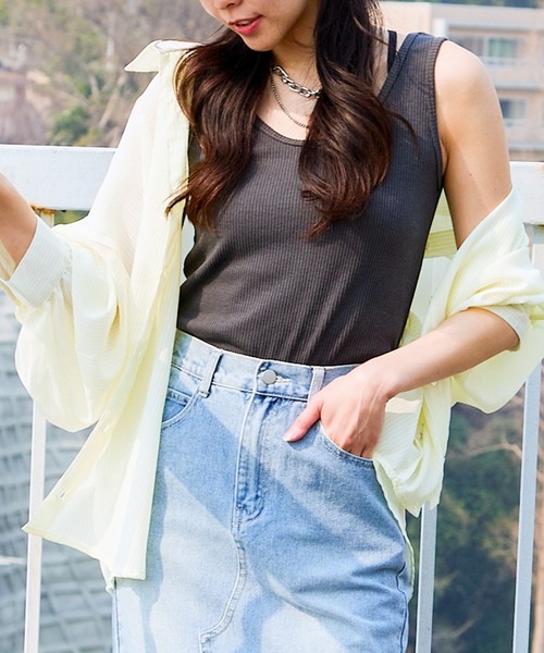 GORGE（ゴージ）の「《リブ素材×ラウンドネック》レディース タンクトップ カットソー ノースリーブ インナー 春夏秋（タンクトップ・レディース・イエロー/ブラック/オフホワイト/その他/オレンジ/チャコール・F）」の3枚目の写真