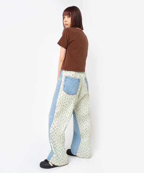 RNA(アールエヌエー)の「R4341 プリーツコンビワイドストレート(デニムパンツ・レディース・ライトインディゴブルー/インディゴブルー・MEDIUM)」の12枚目の写真
