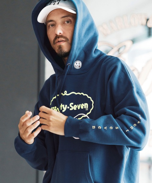 seventy seven（セブンティセブン）の「mpa3773-middle onz over size sweat P-O hoodie（77delicious) パーカー（パーカー・メンズ・ホワイト/ブラック/ブルー・M/L/XL）」の14枚目の写真