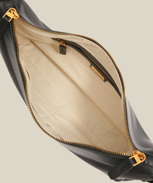 ROPE'（ロペ）の「【E'POR】C BAG Medium【撥水】【超軽量】（ハンドバッグ・レディース・ブラック/カーキ・FREE）」の12枚目の写真