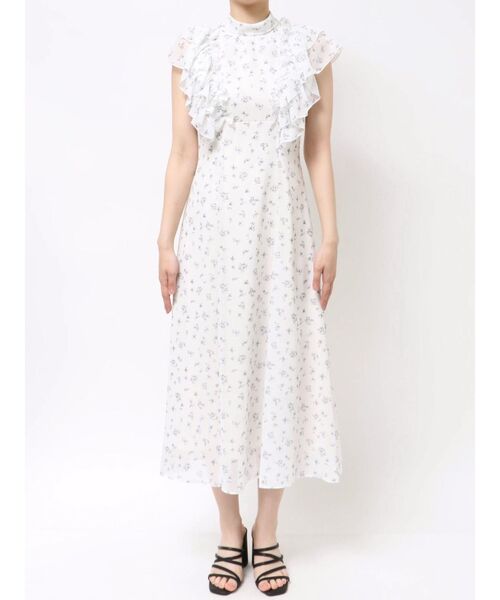 MERCURYDUO(マーキュリーデュオ)の「フリルスリーブフラワーワンピース(ワンピース・レディース・オフホワイト/レッド・SMALL/MEDIUM)」の15枚目の写真