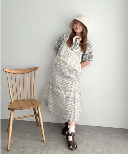 SM2(エスエムツー)の「フリルレースキャミソールブラウス(シャツ/ブラウス・レディース・グレー/クリーム/ブラック・F)」の7枚目の写真