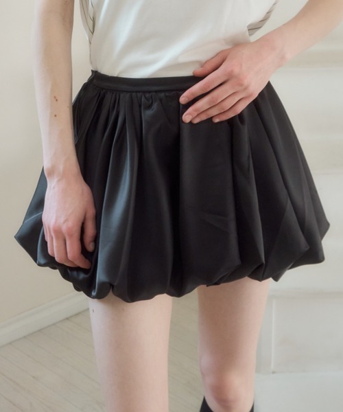 Birthday room（バースデイルーム）の「サテンバルーンスカート/satin balloon skirt（スカート・レディース・ホワイト/ブラック・FREE）」の9枚目の写真