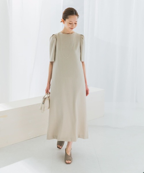 URBAN RESEARCH ROSSO WOMEN(アーバンリサーチ ロッソ)の「バックオープンベルトデザインワンピース(ワンピース・レディース・ネイビー/ライトベージュ・FREE)」の7枚目の写真
