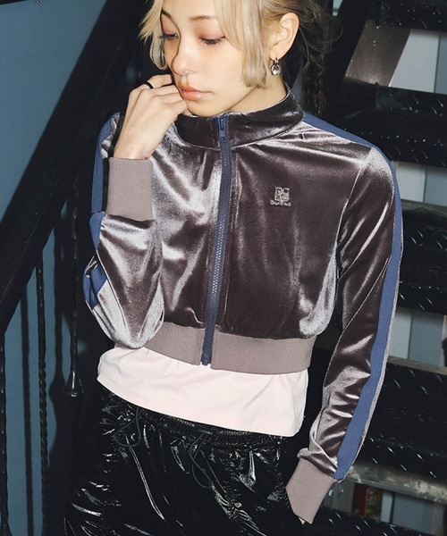 DURAS(デュラス)の「クロップベロアトラックジャケット(ジャージ・レディース・ブルー/ライラック/チャコール・SMALL/MEDIUM)」の1枚目の写真