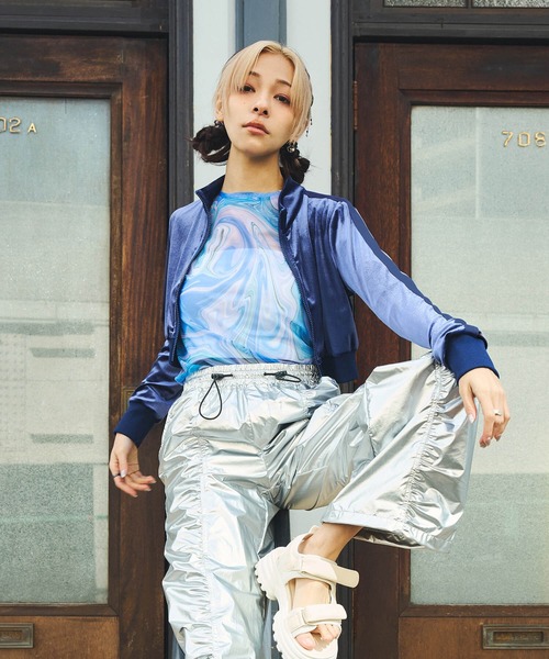 DURAS(デュラス)の「クロップベロアトラックジャケット(ジャージ・レディース・ブルー/ライラック/チャコール・SMALL/MEDIUM)」の16枚目の写真