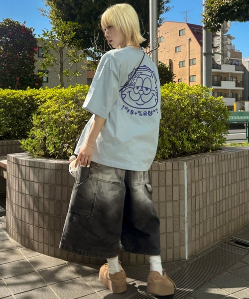A'gem(エージェム)の「A'GEM/9 × .kom 『A'gem/エージェム』キョンシー刺繍半袖Tシャツ(Tシャツ/カットソー・メンズ・ブラック/ホワイト/ターコイズブルー系/サックスブルー・M/L)」の5枚目の写真