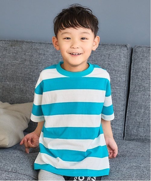 and D. petit main（アンドディープティマイン）の「【365D.】アソートボーダーワイド半T（Tシャツ/カットソー・キッズ・ラベンダー/カラフル/ピンク/ブルー/グリーン/ネイビー/エメラルド/イエロー・100cm/150cm/130cm/110cm/120cm/90cm/140cm）」の3枚目の写真