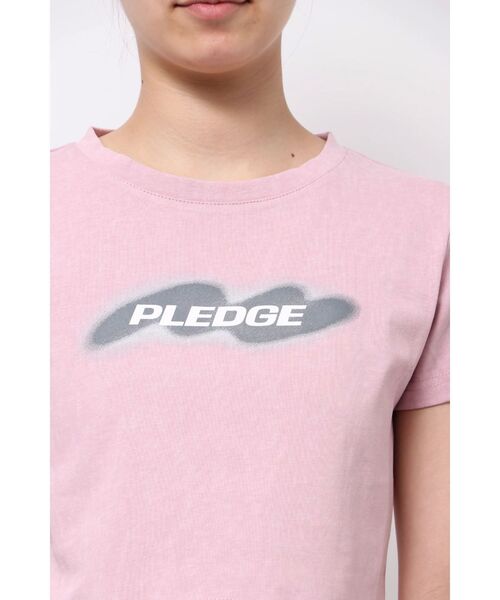 EMODA（エモダ）の「スプレーロゴミニマルTシャツ（Tシャツ/カットソー・レディース・グレー/ブルー/ピンク/ホワイト/ブラック・FREE）」の5枚目の写真