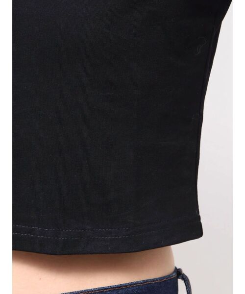 EMODA（エモダ）の「スプレーロゴミニマルTシャツ（Tシャツ/カットソー・レディース・グレー/ブルー/ピンク/ホワイト/ブラック・FREE）」の12枚目の写真