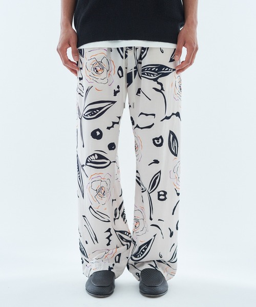 mando(マンド)の「mando / 総柄ワイドイージーパンツ《ESTNATION EXCLUSIVE》(その他パンツ・メンズ・ホワイト系その他・2/3)」の7枚目の写真