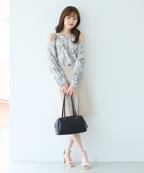 Andemiu（アンデミュウ）の「【セットアップ対応】リネンライクハーフパンツ494245（その他パンツ・レディース・ブラウン/ライトベージュ/チャコールグレー・MEDIUM/SMALL）」の6枚目の写真