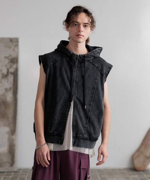 HARE(ハレ)の「ピグメントフードベスト(HARE)(ベスト・メンズ・ブラック/グレー・FREE)」の10枚目の写真