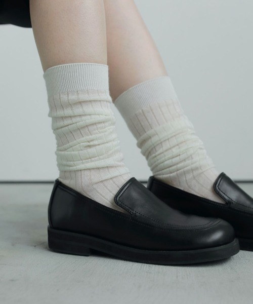 anuke(アンヌーク)の「anuke Ecoleather Loafers エコレザーローファー/62521005(ローファー・レディース・ブラック・37/36/38)」の2枚目の写真